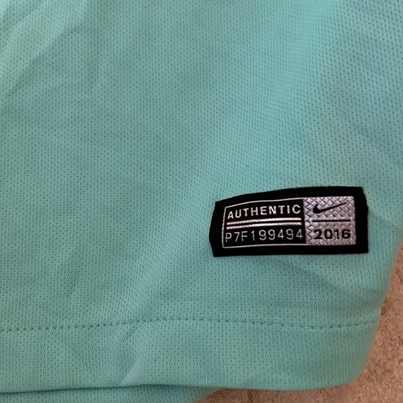 Nike Men's Portugal Away Stadium Soccer Jersey (Mint Green) Medium - Picture 3 of 4